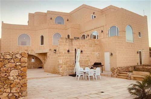 Foto 34 - Farmhouse Villa in Gozo With Large Pool & Garden