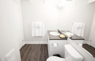 Photo 3 - One Bedroom Suite With Patio Laundry and Parking