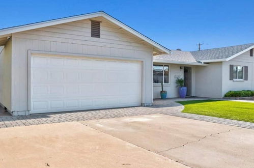 Photo 28 - Amazing 4-bdrm W/backyard Paradise in Scottsdale