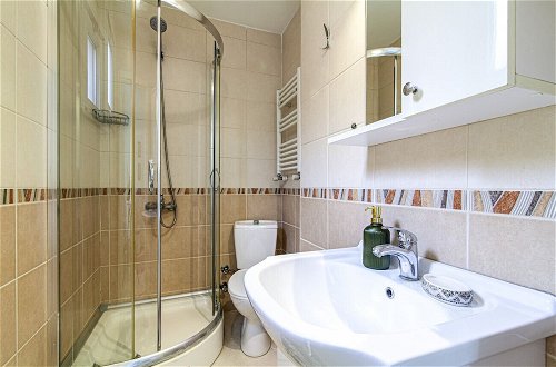 Photo 11 - Gorgeous Flat With Central Location in Sisli