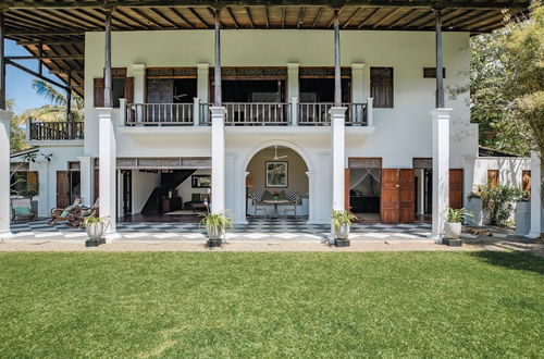 Photo 22 - Lovely Lakeside Villa With Large Pool Poolside Dining