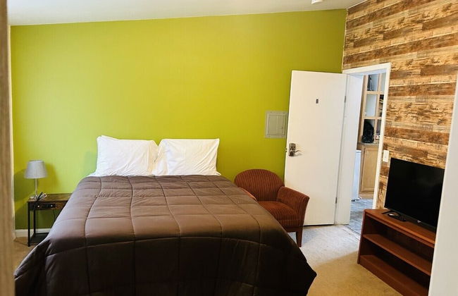 6 Plex Rental - Photo 4