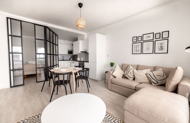 2ndhomes Modern 1BR Home w Sauna&Balcony - Foto 1