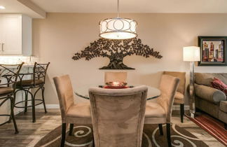Photo 2 - Cozy 2-bdrm Condo in Heart of Old Town Scottsdale