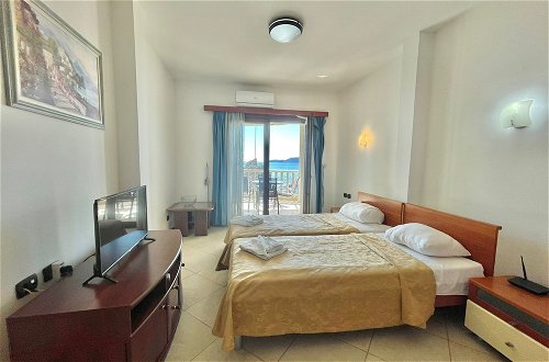 Foto 32 - Seaview Apartments Rafailovici