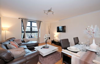 Foto 1 - Riverview-2br-sleeps4-citycentre-parking-fastwifi