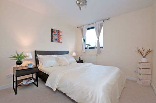 Photo 2 - Great City Centre Apartment in Aberdeen, Scotland