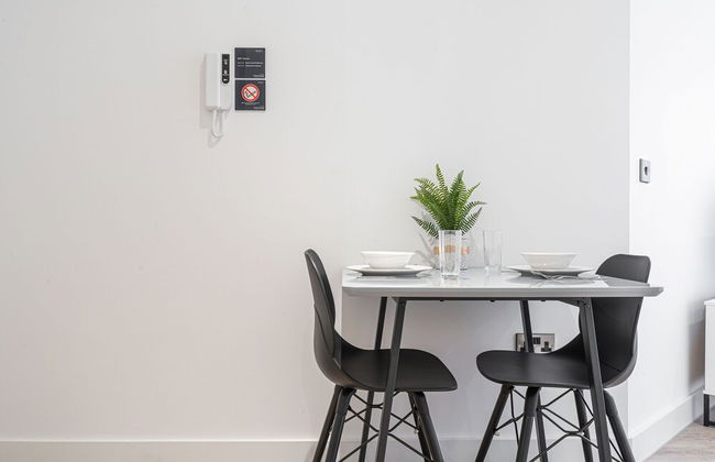 Seven Living Solihull - Broadoaks Studio - Foto 5