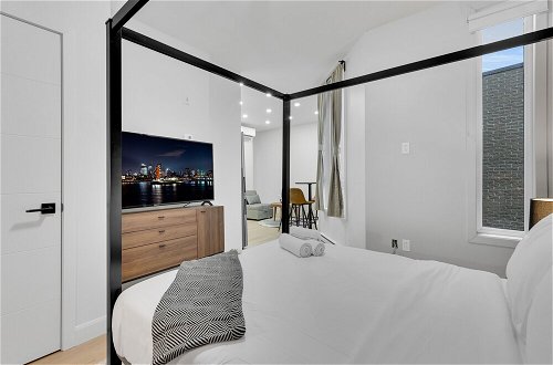 Photo 9 - Deluxe Suites Downtown Montreal