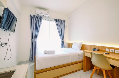 Foto 15 - Good Deal And Homey Studio At Sky House Bsd Apartment