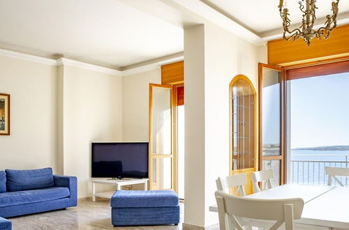 Photo 13 - Ortigia Seafront Apartment by Wonderful Italy