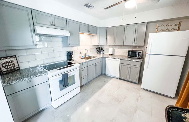 Galveston Beach Condos - Photo 46