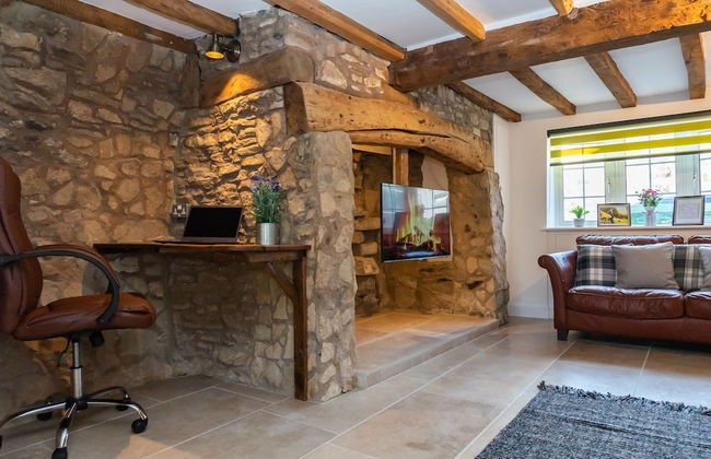Stunning 4 Bed Sleeps 8 Cottage Parking - Foto 16