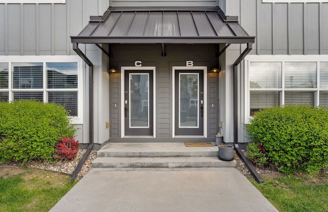 Spectacular Townhome Near Breweries and River District! - Foto 35