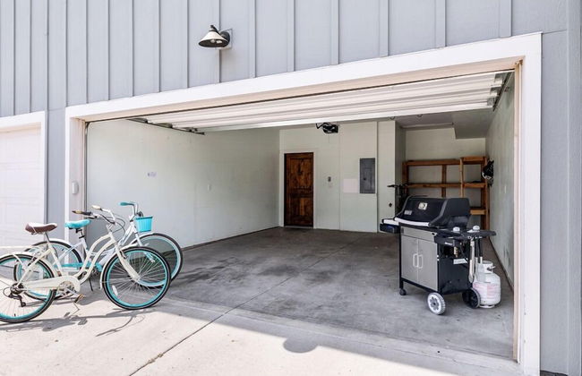 Spectacular Townhome Near Breweries and River District! - Foto 32