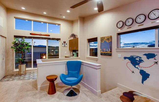 Elegant Townhome Near Old Town, Breweries and River! - Foto 33