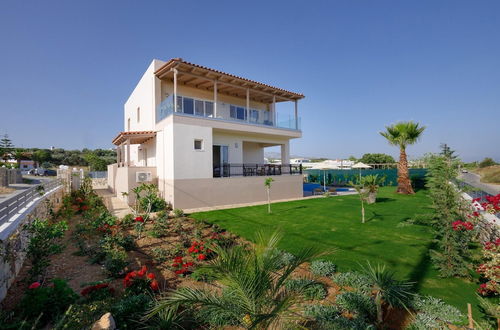 Photo 4 - Stunning Villa Plumeria Rethymno