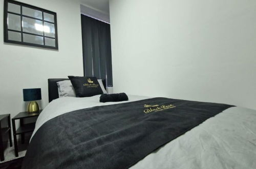 Photo 2 - Black Pearl Luxury Apartments