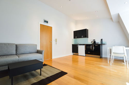 Photo 41 - Notting Hill Serviced Apartments by Concept Apartments