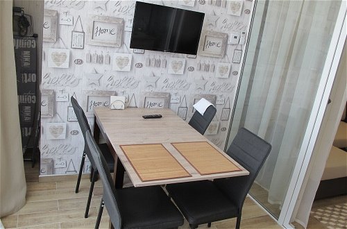 Foto 15 - Apartment on Bulvar Nadezhd Apt.307