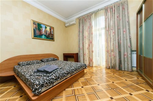Photo 1 - Apartments Kreshchatik 17-39