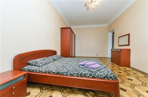 Photo 2 - Apartments Kreshchatik 17-39