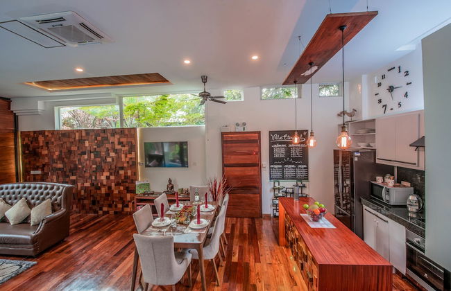 Villa Eternal, Private Pool, 3 Floors & Rooftop Terrace - Foto 6