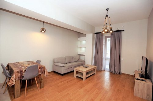 Photo 13 - One Bedroom apartment for shopaholics
