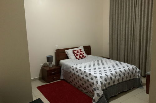 Foto 5 - Charming 3-bed Apartment Airport Residential Accra