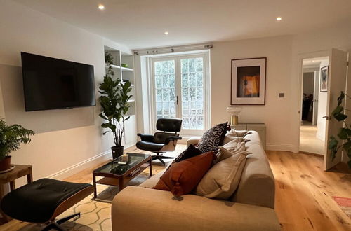 Foto 22 - Spacious and Bright 1 Bedroom Flat in Notting Hill