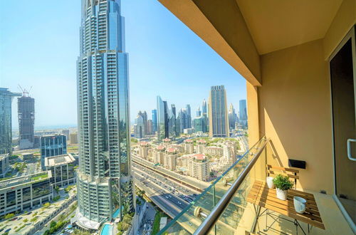 Photo 9 - Address Dubai mall Balcony Burj view