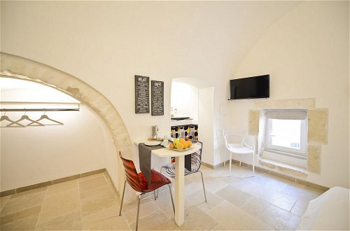 Photo 13 - Scirocco Apartment With Terrace