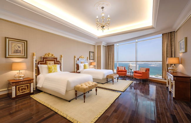 Dusit Hotel & Suites Doha - Photo 3
