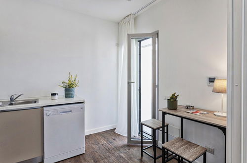 Photo 5 - Deluxe Apartment - Grey by Wonderful Italy