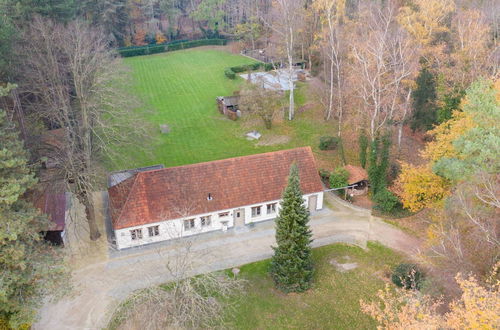 Foto 34 - Renovated Farm With Heated Pool