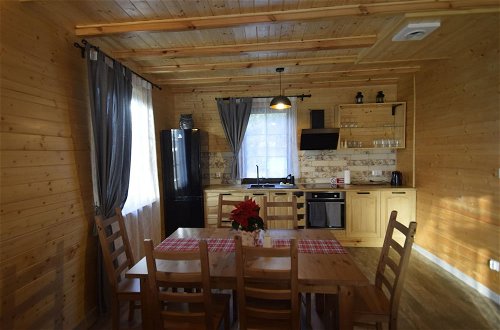 Foto 9 - Wooden Holiday Home in Skrzynia With Terrace