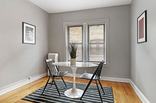 Photo 11 - 1BR Apt with Modern Elegance in Boystown