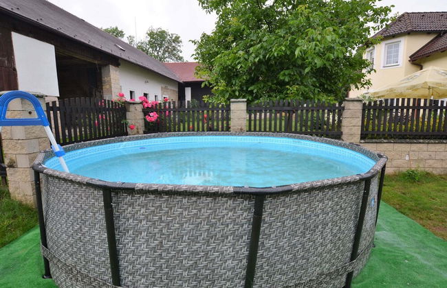 Tasteful Villa in Zernov With Private Pool - Foto 1