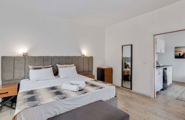 Modern Apartment in Oberhausen With a Terrace - Foto 8