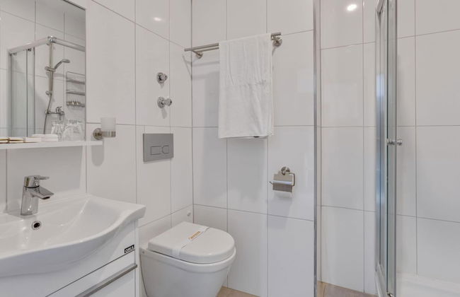 Modern Apartment in Oberhausen With a Terrace - Foto 10