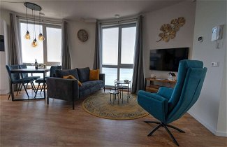 Foto 1 - Premium Apartment With Covered Terrace