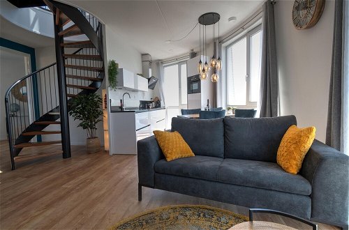 Foto 7 - Premium Apartment With Covered Terrace
