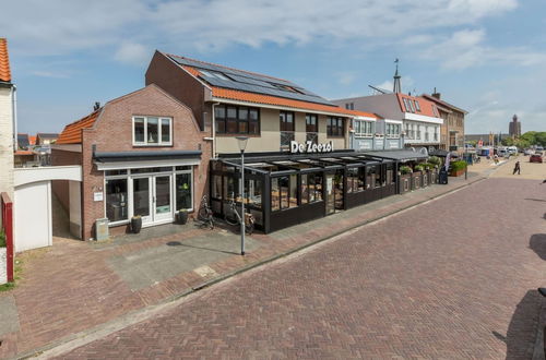 Photo 20 - Inviting Holiday Home in Westkapelle Near the sea