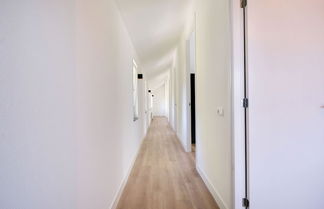 Photo 1 - Spacious and Stylish Family Home in Grou