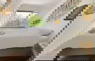 Foto 3 - Spacious and Stylish Family Home in Grou