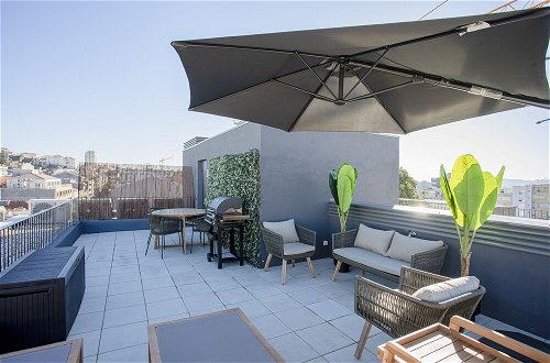 Photo 38 - Liiiving-Modern & Glam Rooftop Apartment
