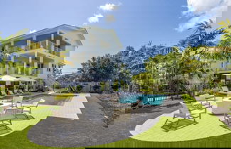 Foto 1 - New Crestwood House by Brightwild Huge Pool
