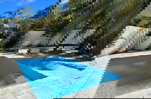 Foto 15 - Xanadu Beach Villa 1 Min Walk To The Beach