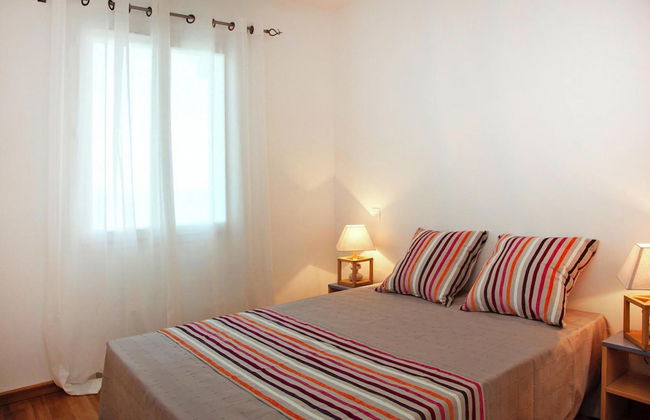 Apartment in Macinaggio Near Marina & Beach - Foto 3