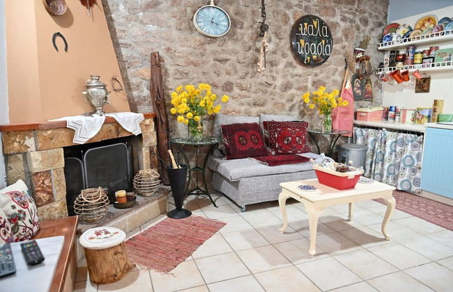 Kalavrita Winter Retreat - Homely Spacious Chalet - Foto 10